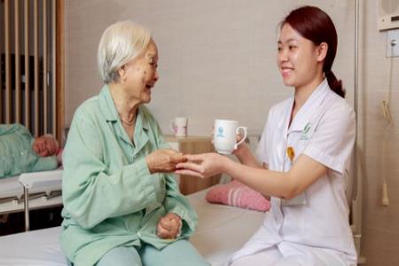 Thực hiện Chương trình chăm sóc sức khỏe người cao tuổi tỉnh Lai Châu đến năm 2030 Thực hiện Chương trình chăm sóc sức khỏe người cao tuổi tỉnh Lai Châu đến năm 2030